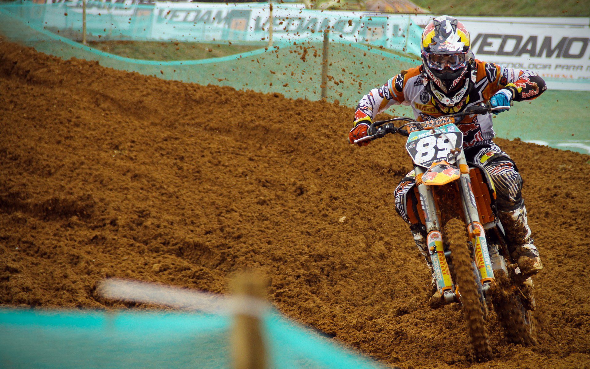 泰国马术协会与国际马术联合会合作，举办国际马术交流活动，促进技术交流。